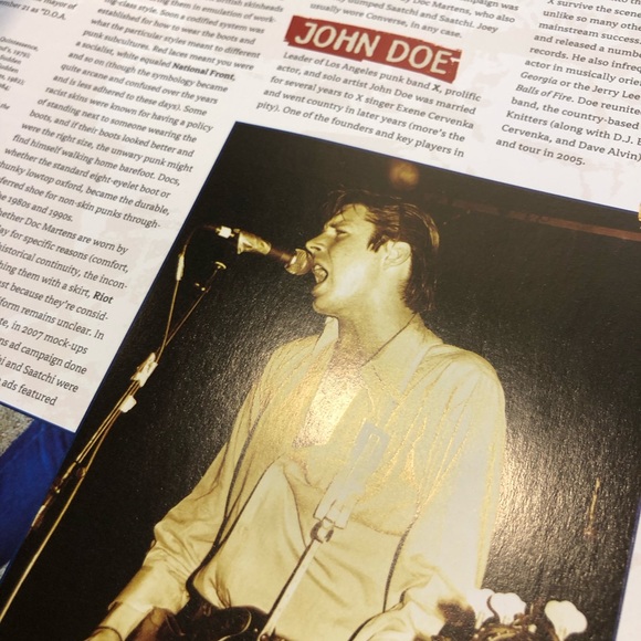 Encyclopedia of Punk Music History Illustrated A-Z Guide Brian Cogan Book 2008 - Picture 4 of 8